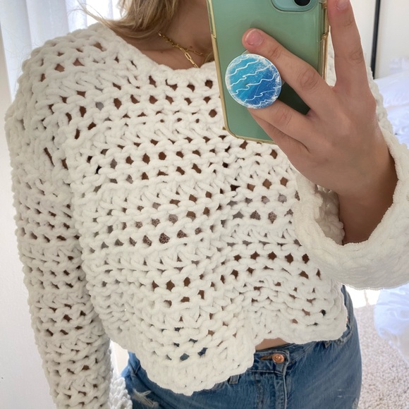 Zara Open Chunky Knit Cropped Sweater - Picture 2 of 6